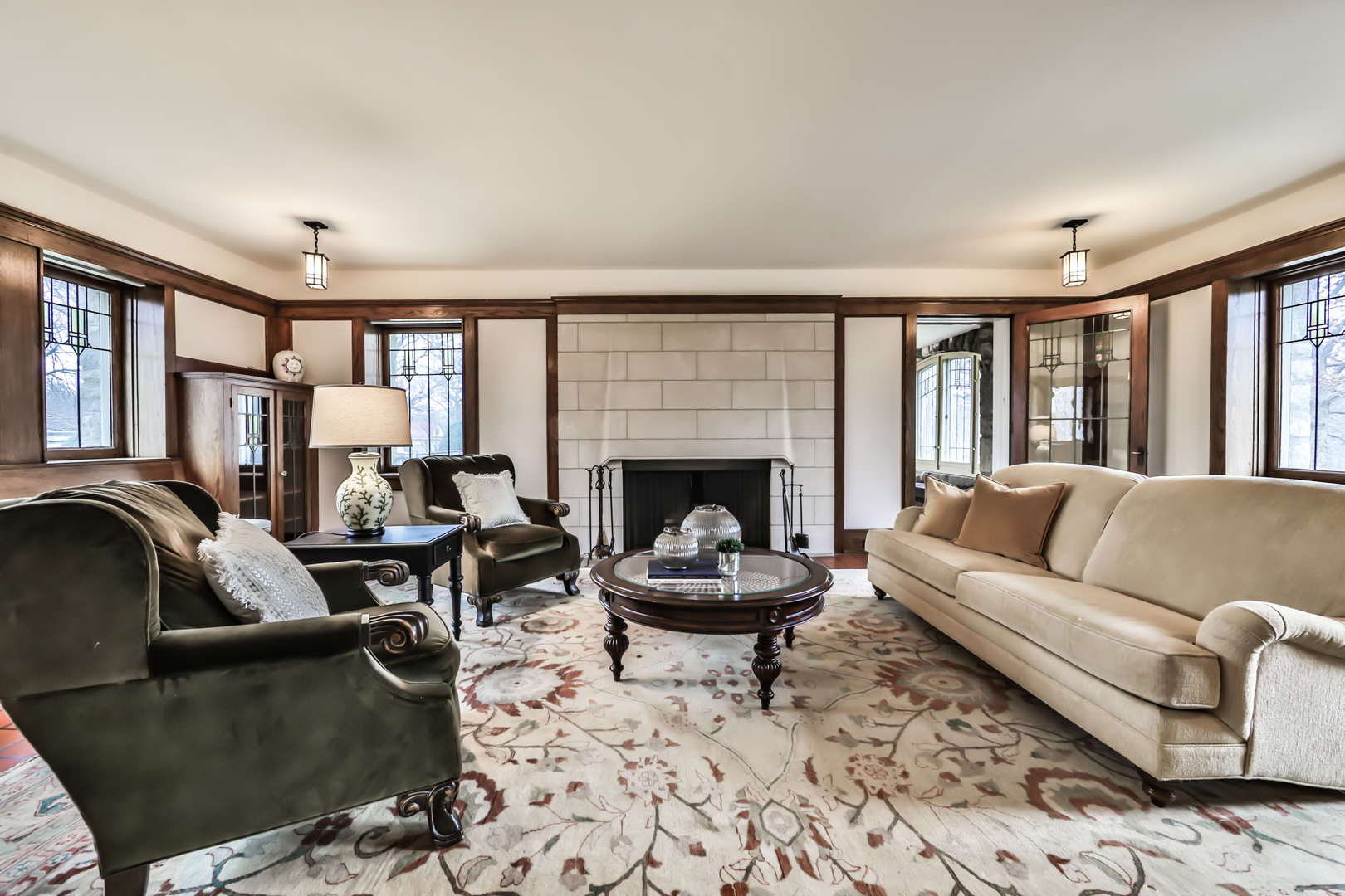 223 Bloomingbank Road Riverside, IL 60546 - Photo 3 of 50