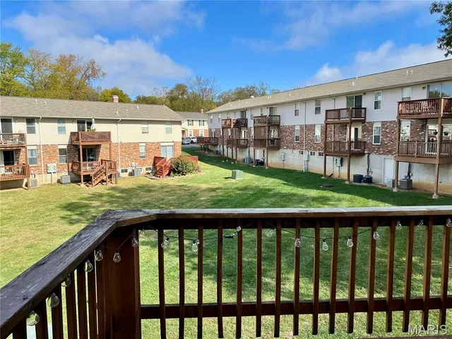$1,300 | 778 Boca Raton Drive, Unit G, St. Peters, MO 63376