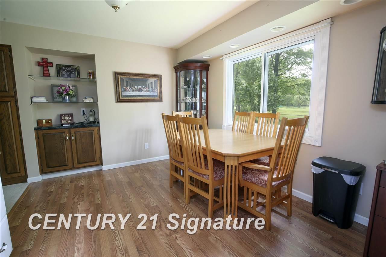 1890 East Brooks Road Midland, MI 48640 - Photo 15 of 53