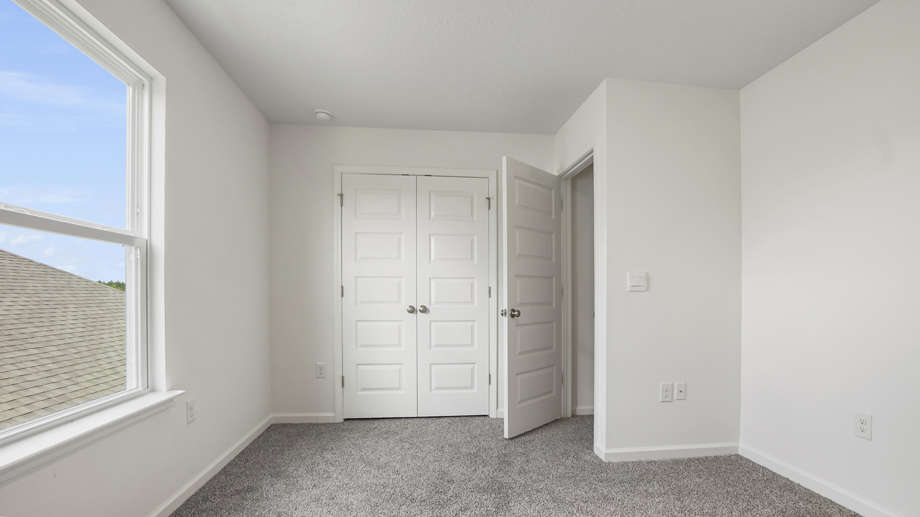 73 Huckleberry Street Freeport, FL 32439 - Photo 29 of 34 a view of an empty room