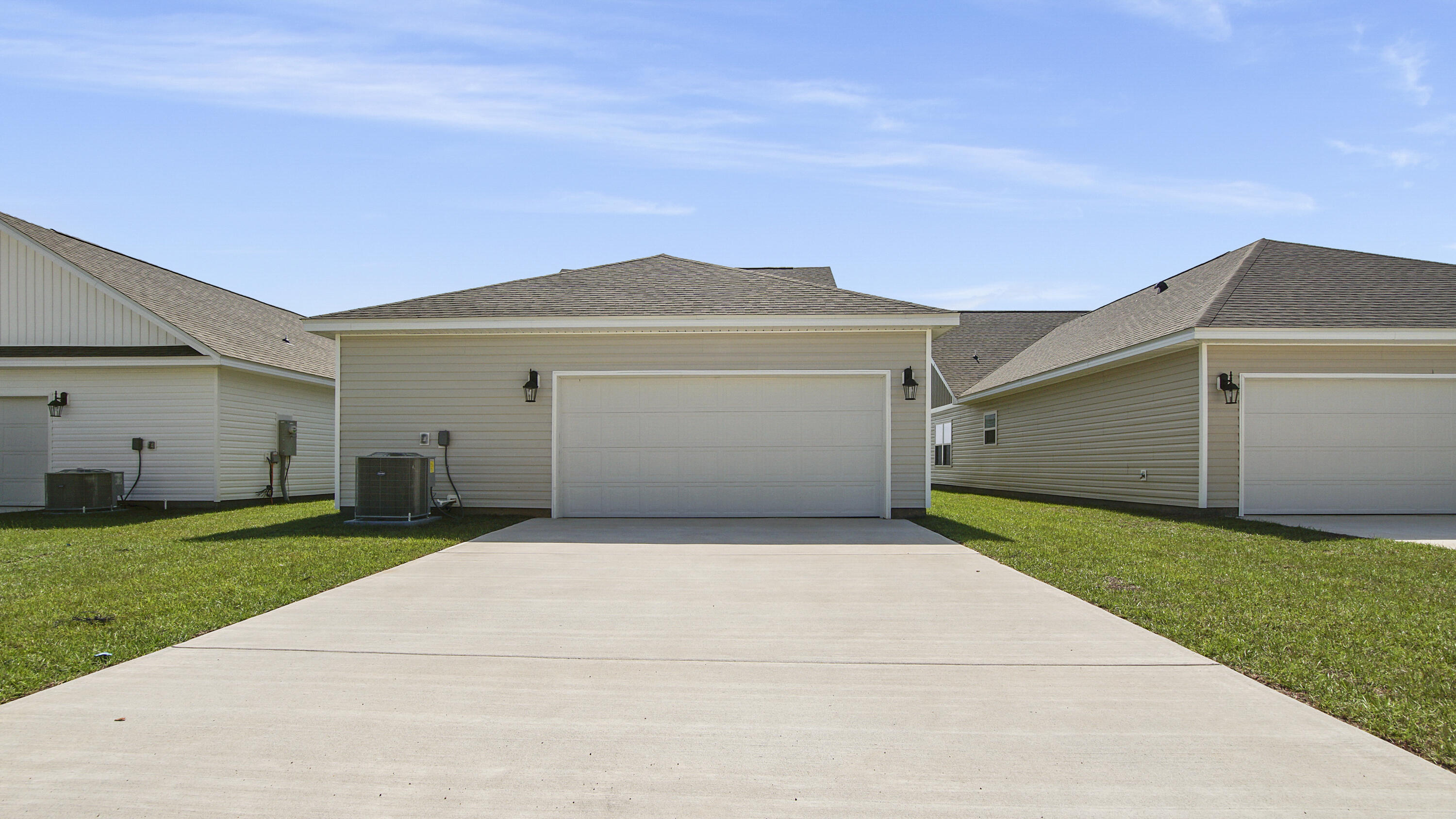 73 Huckleberry Street Freeport, FL 32439 - Photo 34 of 34 a front view of house with yard