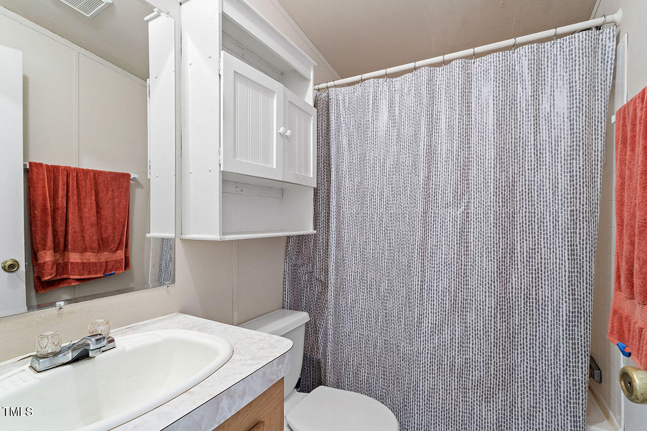 336 Raleigh Farms Road Youngsville, NC 27596 - Photo 36 of 52 336 North Raleigh Farms Road_10