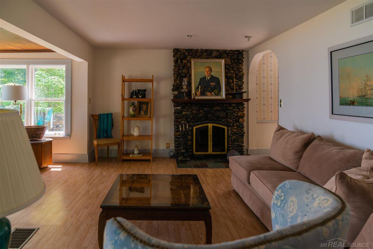 4045 Lakeshore Road Lexington, MI 48450 - Photo 47 of 56 50044876-46.JPG