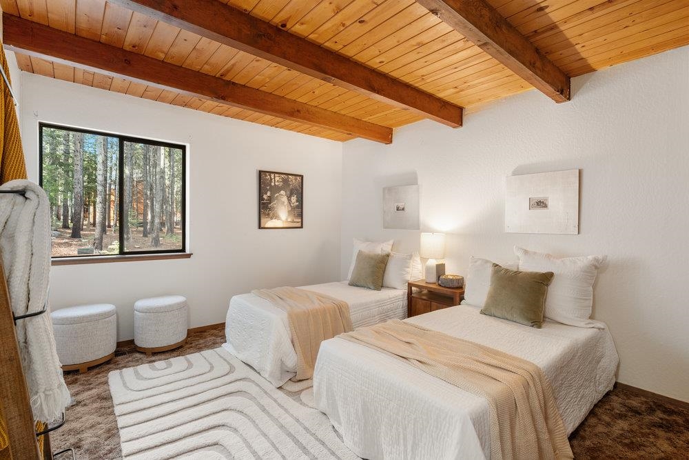 11448 Sun Valley Road Truckee, CA 96161 - Photo 15 of 25 Gallery Image 15