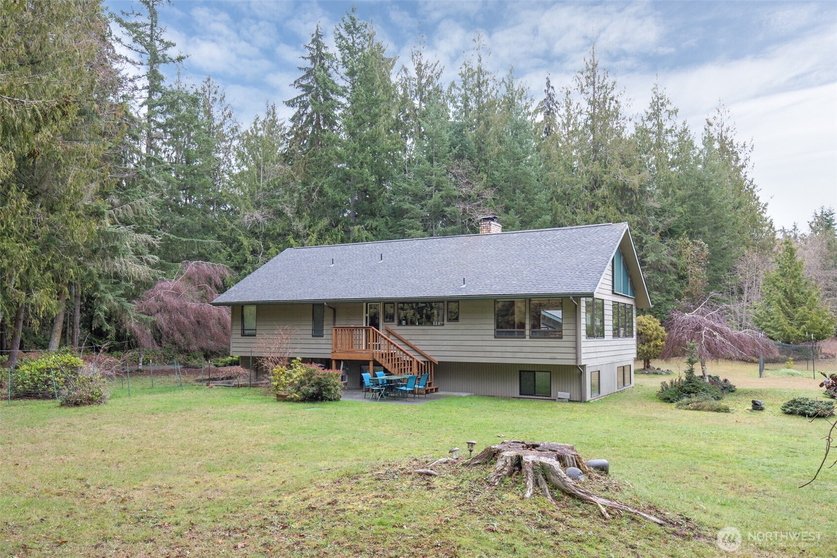 3547 Deer Park Road Port Angeles, WA 98362 - Photo 2 of 33