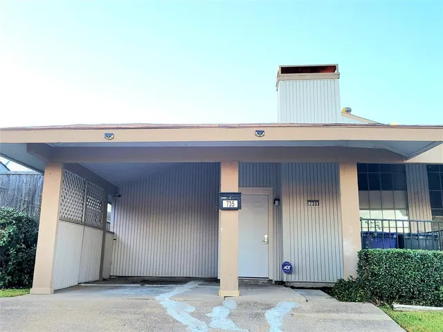 a close view of house