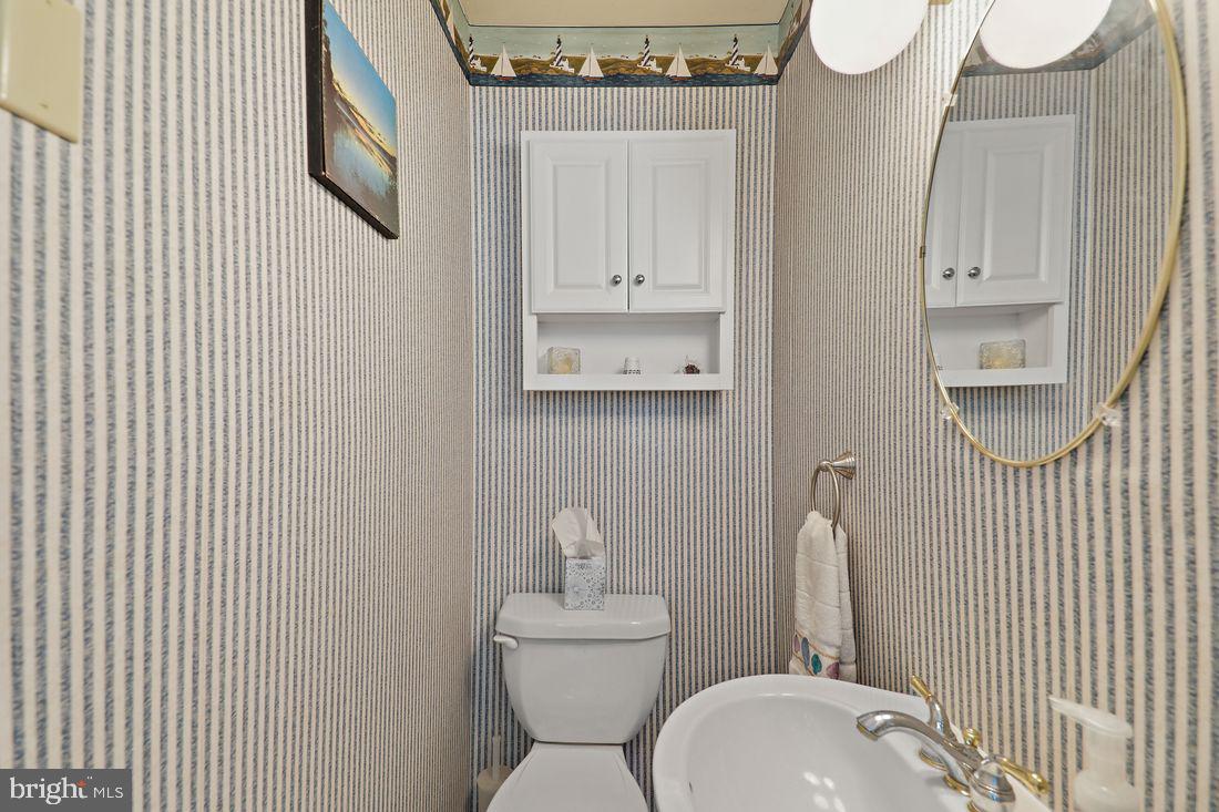 6834 Hunting Creek Road Hurlock, MD 21643 - Photo 17 of 40 Master-Bath