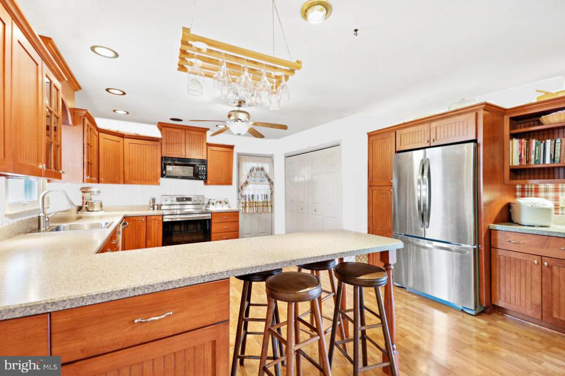 6834 Hunting Creek Road Hurlock, MD 21643 - Photo 6 of 40 Kitchen - Virtual Update