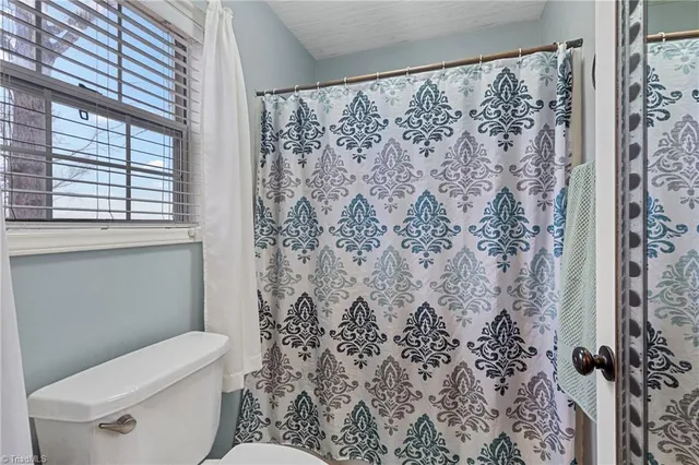 $229,900 | 69 Lanning Drive, Denton, NC 27239