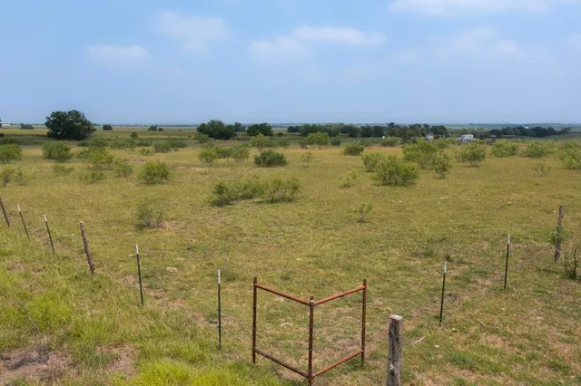 a view of an outdoor space and a yard