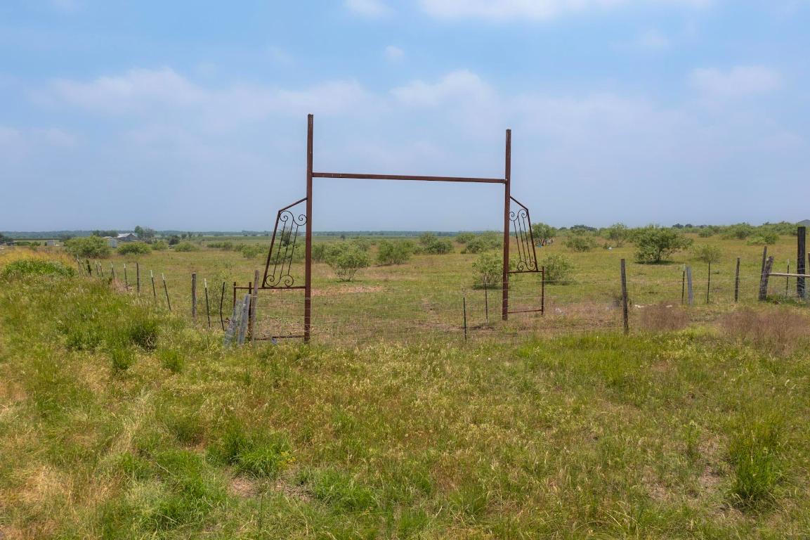 0 Giese Lane Manor, TX 78653 - Photo 19 of 22 a bathroom with a shower