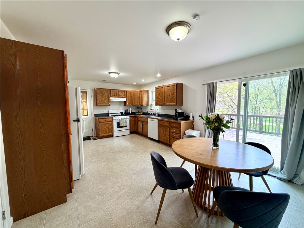271 State Street Corning, NY 14830 - Photo 3 of 41