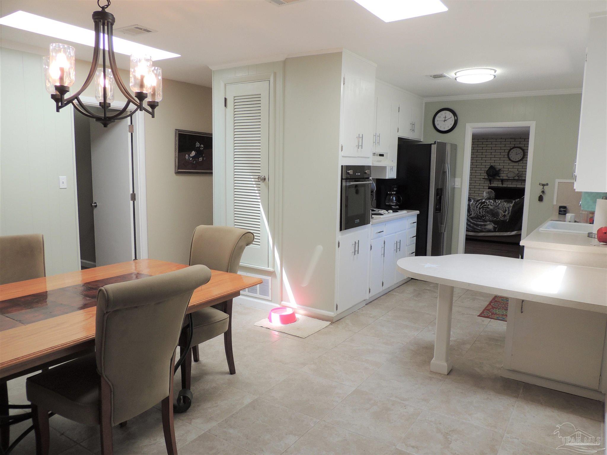 6150 Angelina Road Pensacola, FL 32504 - Photo 14 of 42 Gallery Image 14