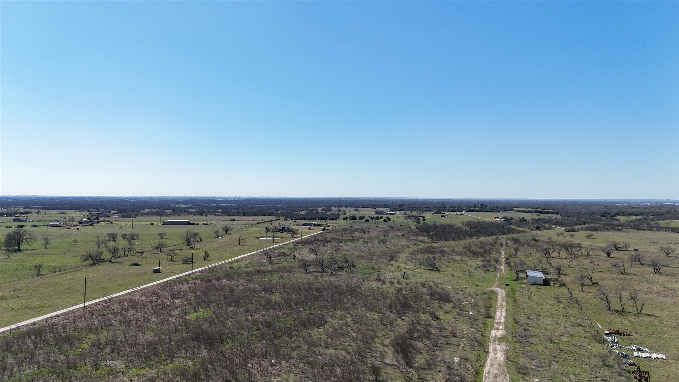 14827 Fm 359 Road Hempstead, TX 77445 - Photo 3 of 6 an aerial view of a beach