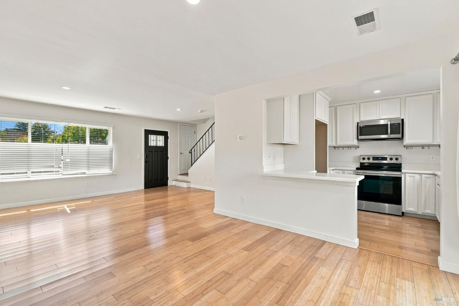 1820 Primavera Court Santa Rosa, CA 95409 - Photo 14 of 31 Gallery Image 14