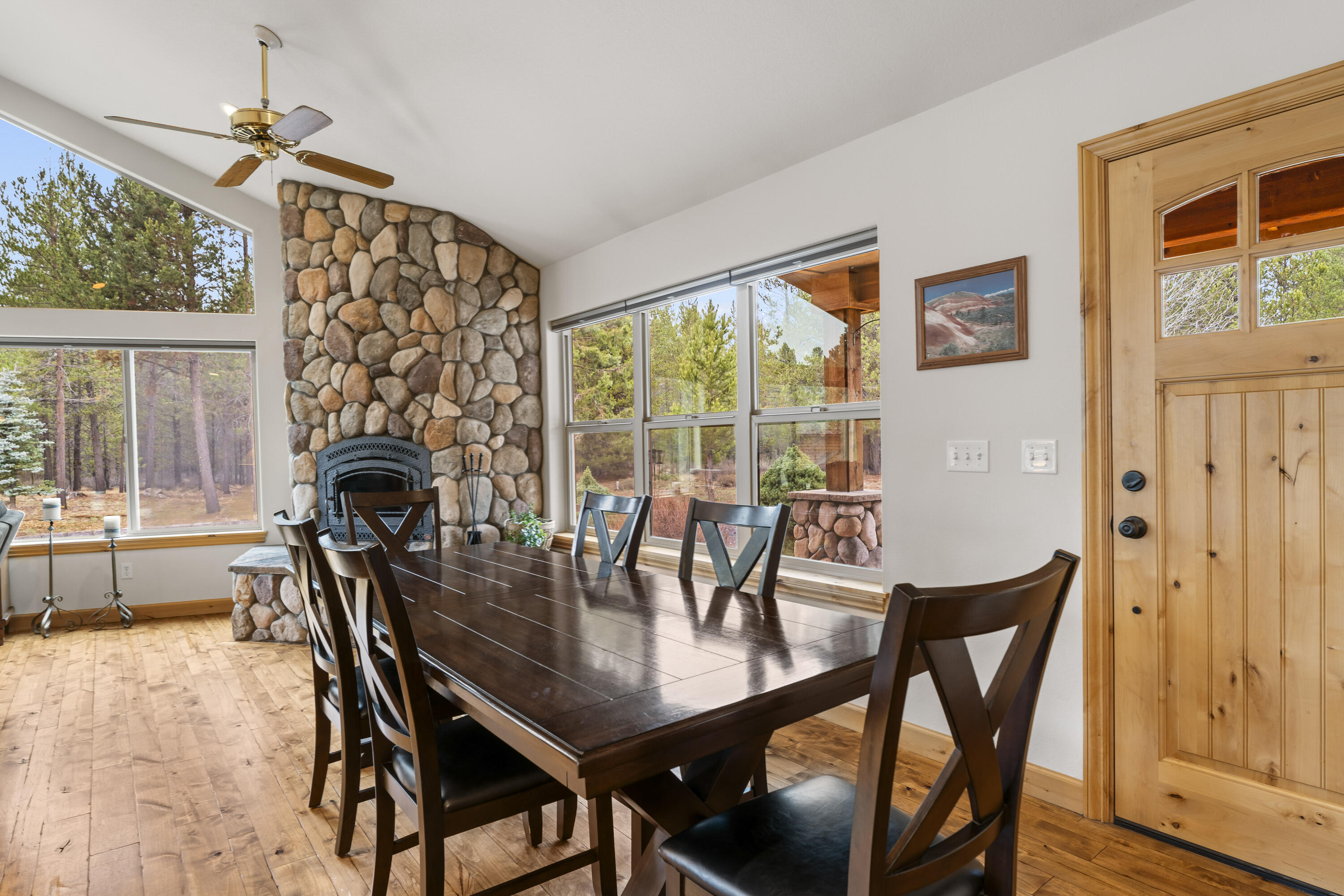 54456 Huntington Road Bend, OR 97707 - Photo 7 of 43 Gallery Image 7