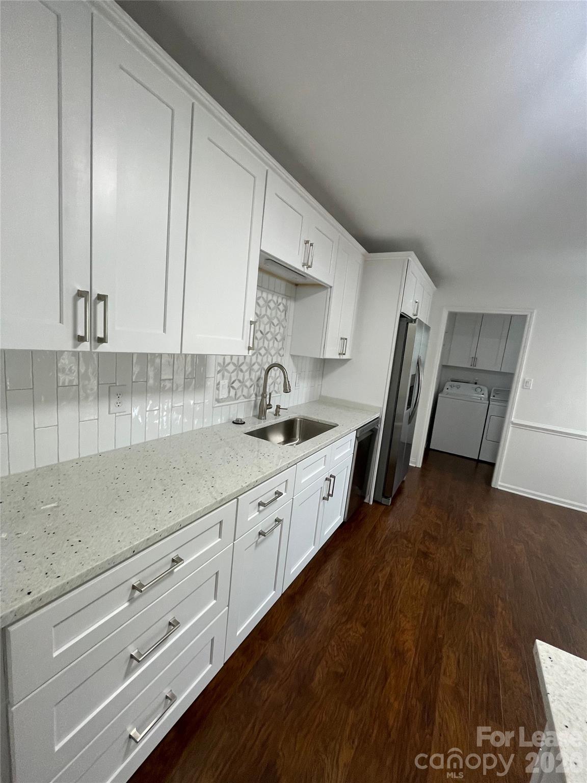 4444 Mullens Ford Road Charlotte, NC 28226 - Photo 8 of 31