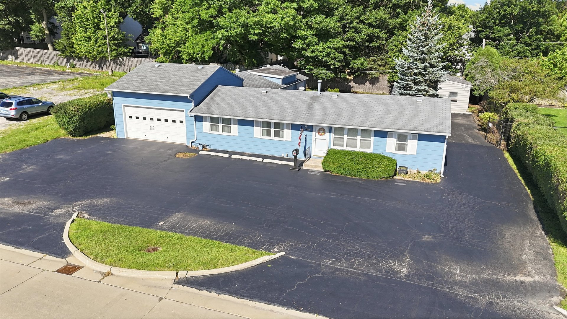 34112 North Barron Boulevard Grayslake, IL 60030 - Photo 32 of 48