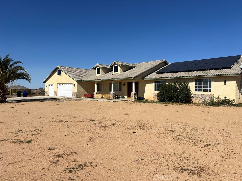 24030 Cahuilla Road Apple Valley, CA 92307 - Photo 2 of 16