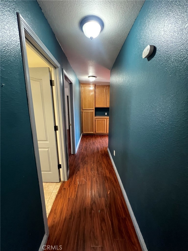 24030 Cahuilla Road Apple Valley, CA 92307 - Photo 4 of 16