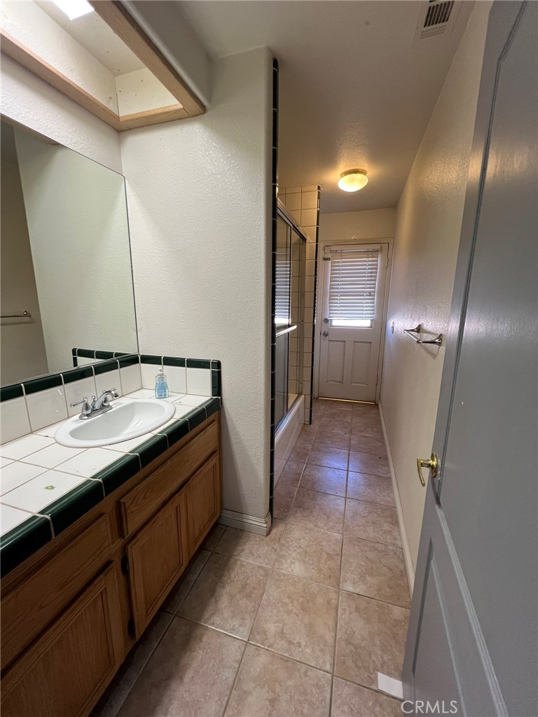 24030 Cahuilla Road Apple Valley, CA 92307 - Photo 8 of 16