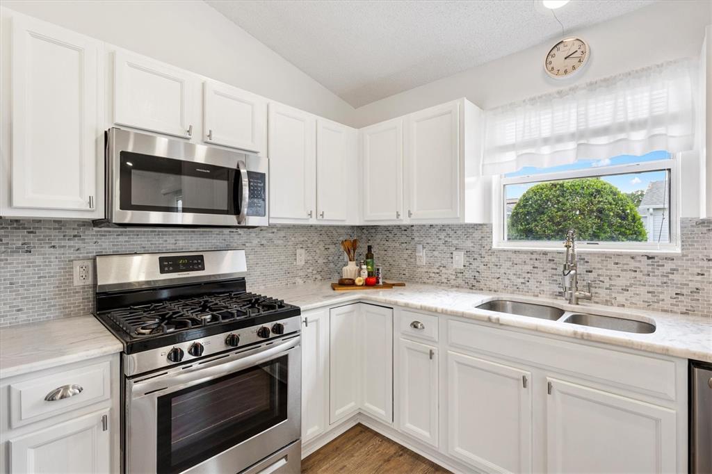 3248 Williams Road The Villages, FL 32162 - Photo 10 of 27