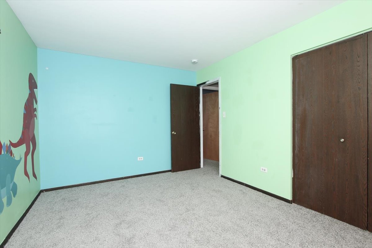 2332 North Old Hicks Road, Unit 8 Palatine, IL 60074 - Photo 19 of 29