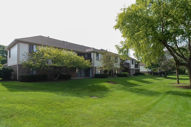 2332 North Old Hicks Road, Unit 8 Palatine, IL 60074 - Photo 24 of 29