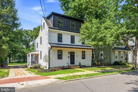 $849,900 | 71 East 2nd Street, Moorestown, NJ 08057