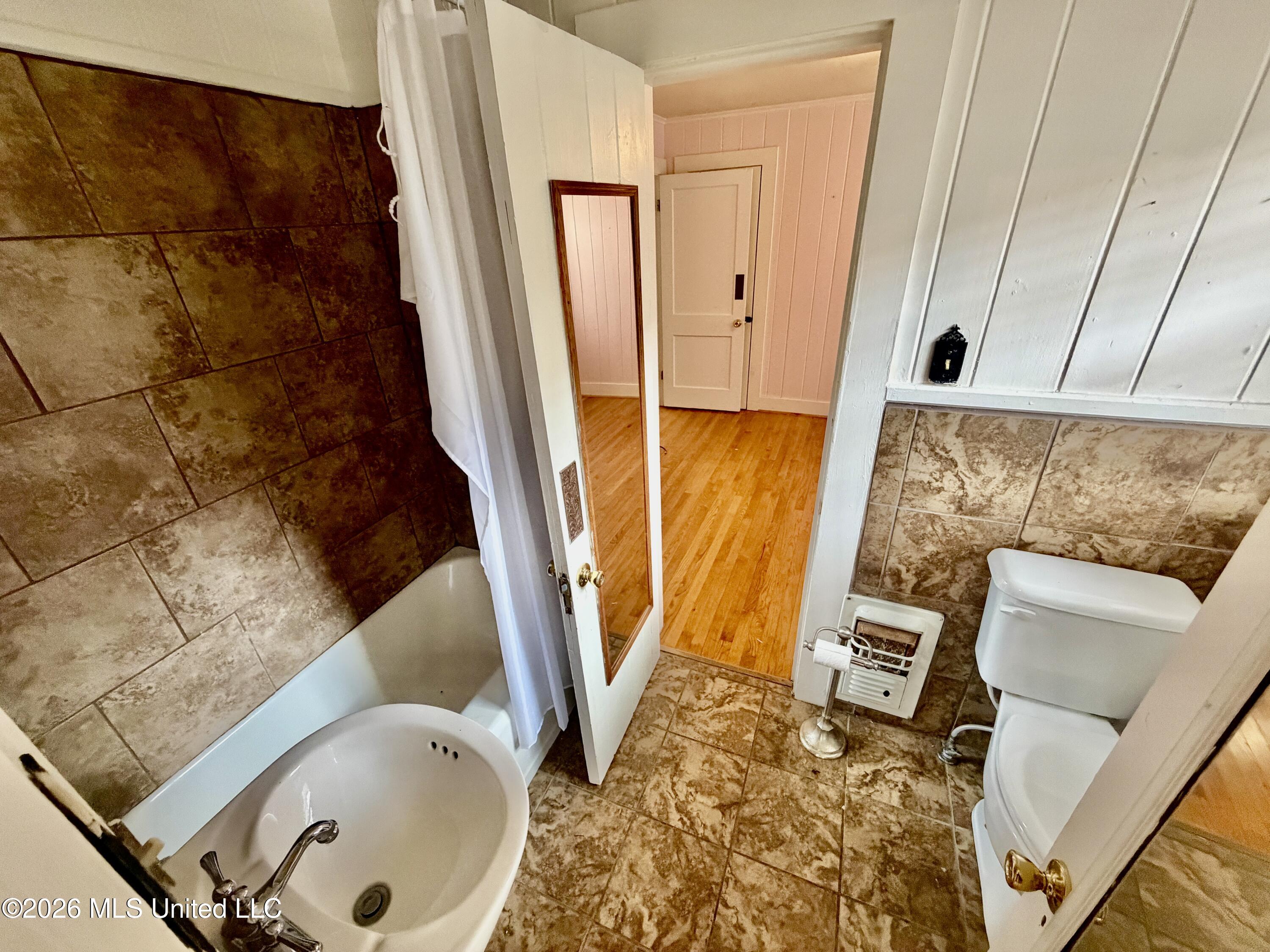 350 North Ruby Avenue Ruleville, MS 38771 - Photo 5 of 13 IMG_2413