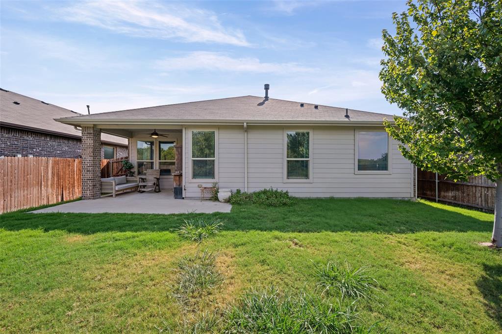 15852 Back Nine Road Fort Worth, TX 76177 - Photo 8 of 37 Gallery Image 8