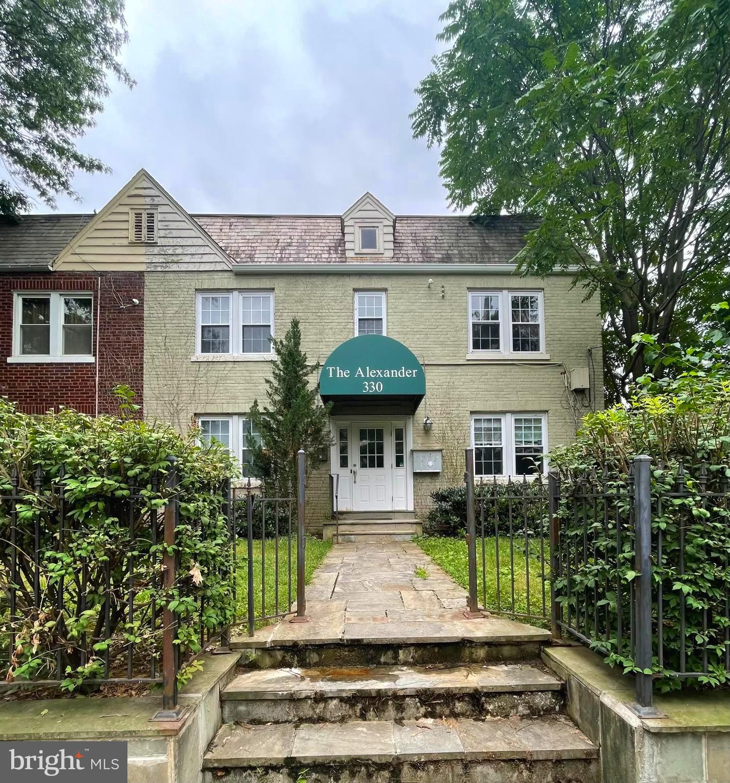 330 Delafield Place Northwest, Unit 1 Washington, DC 20011 - Photo 1 of 10 Gallery Image 1