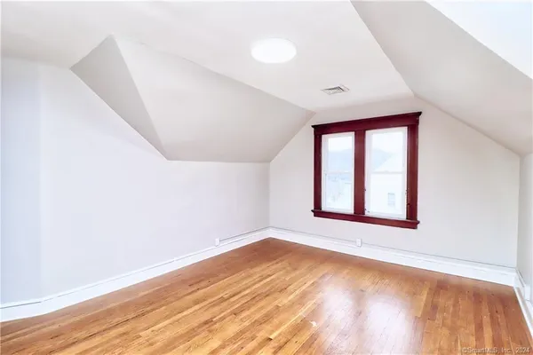 $1,400 | 165 Elm Street, Unit 3, Winchester, CT 06098