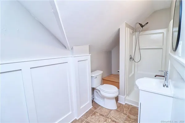 $1,400 | 165 Elm Street, Unit 3, Winchester, CT 06098