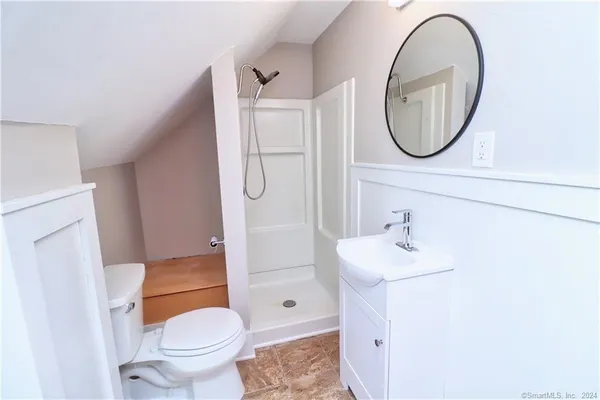 $1,400 | 165 Elm Street, Unit 3, Winchester, CT 06098