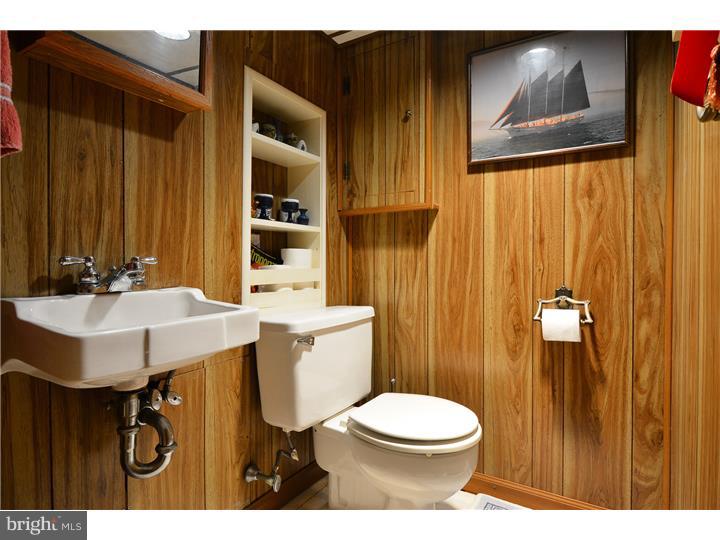 39 West Greenhill Road Broomall, PA 19008 - Photo 23 of 25