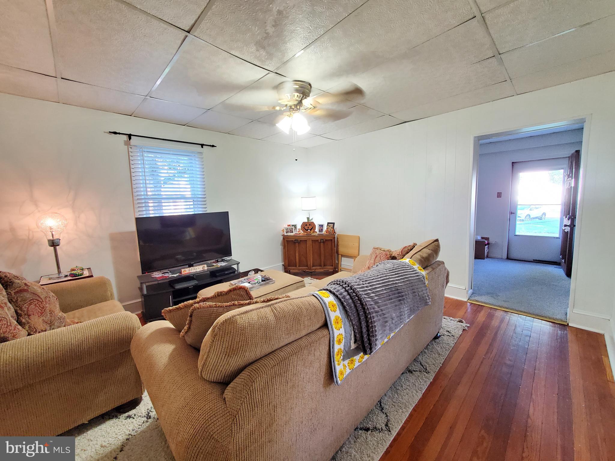 206 Marne Road Brooklawn, NJ 08030 - Photo 5 of 33