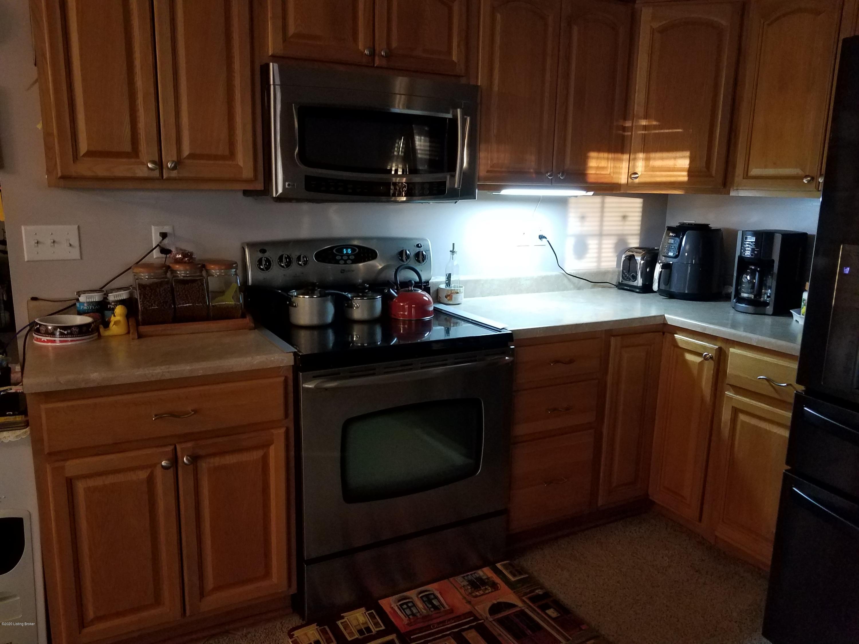 326 Tom Brown Road Vine Grove, KY 40175 - Photo 4 of 12 tom brown kitchen 1