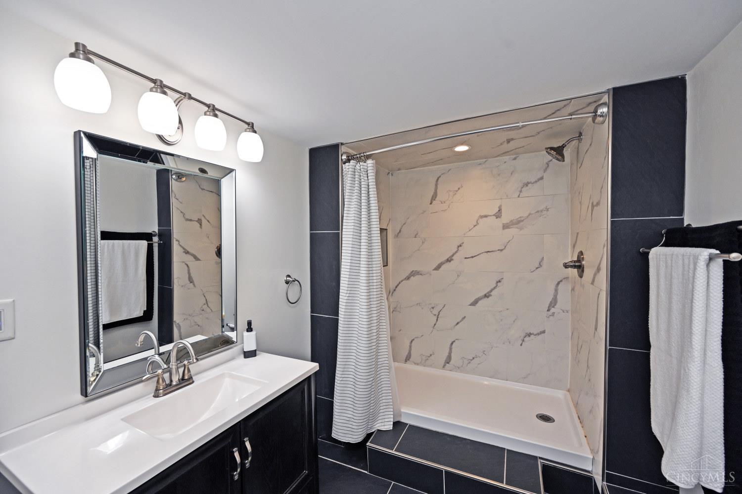 11911 Pippin Road Cincinnati, OH 45251 - Photo 31 of 46 Gallery Image 31