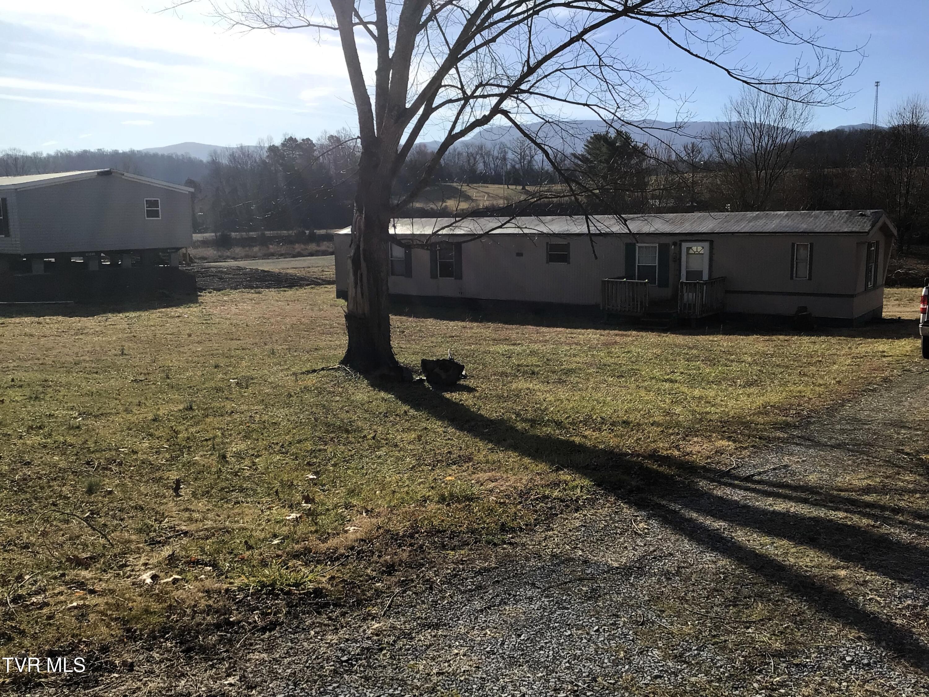 237 Williamson Road Chuckey, TN 37641 - Photo 1 of 15 IMG_3581