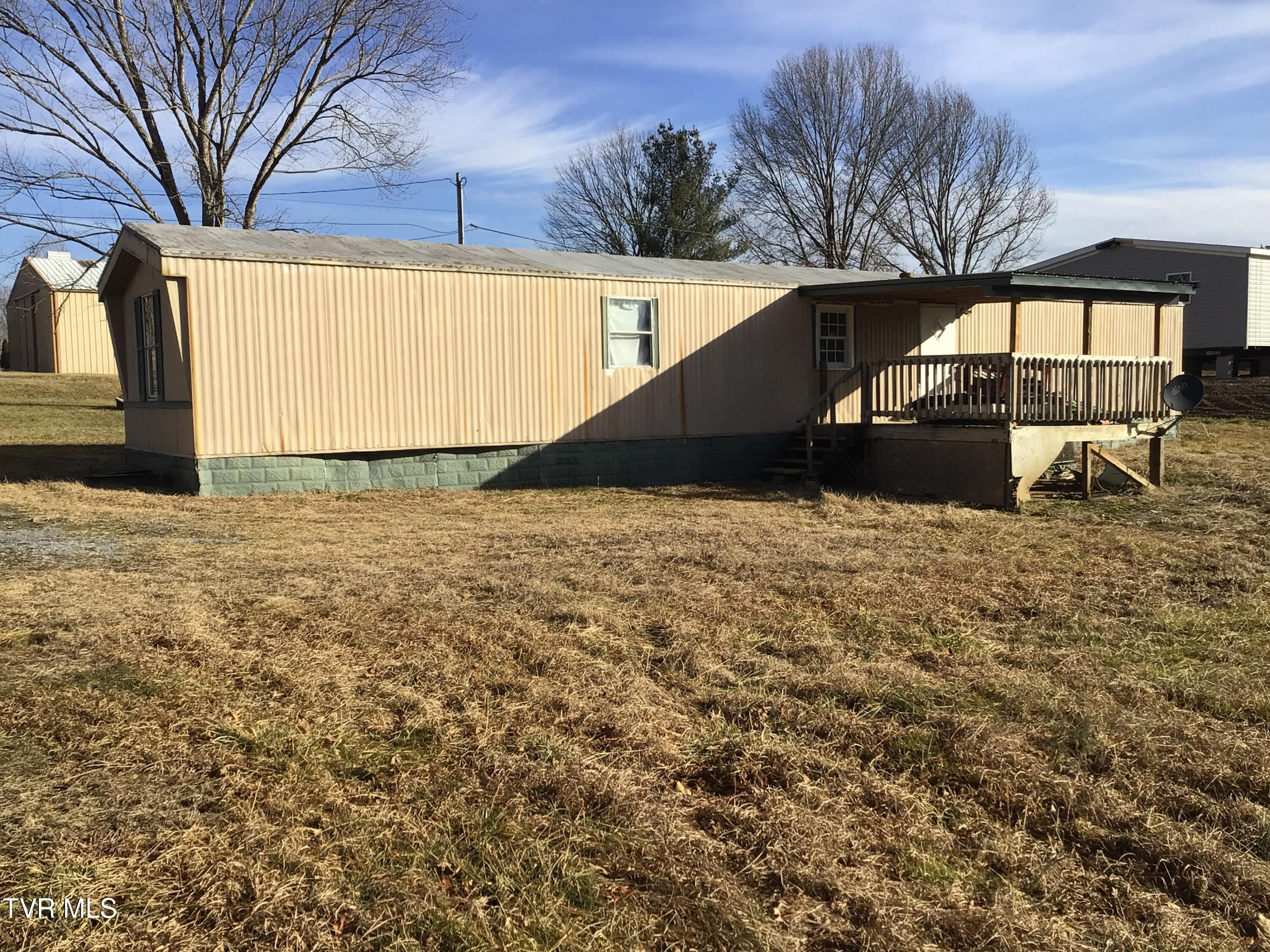 237 Williamson Road Chuckey, TN 37641 - Photo 4 of 15 IMG_3576
