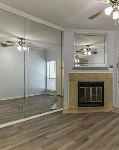 $1,100 | 921 Marine Street, Unit 205, Galveston, TX 77550