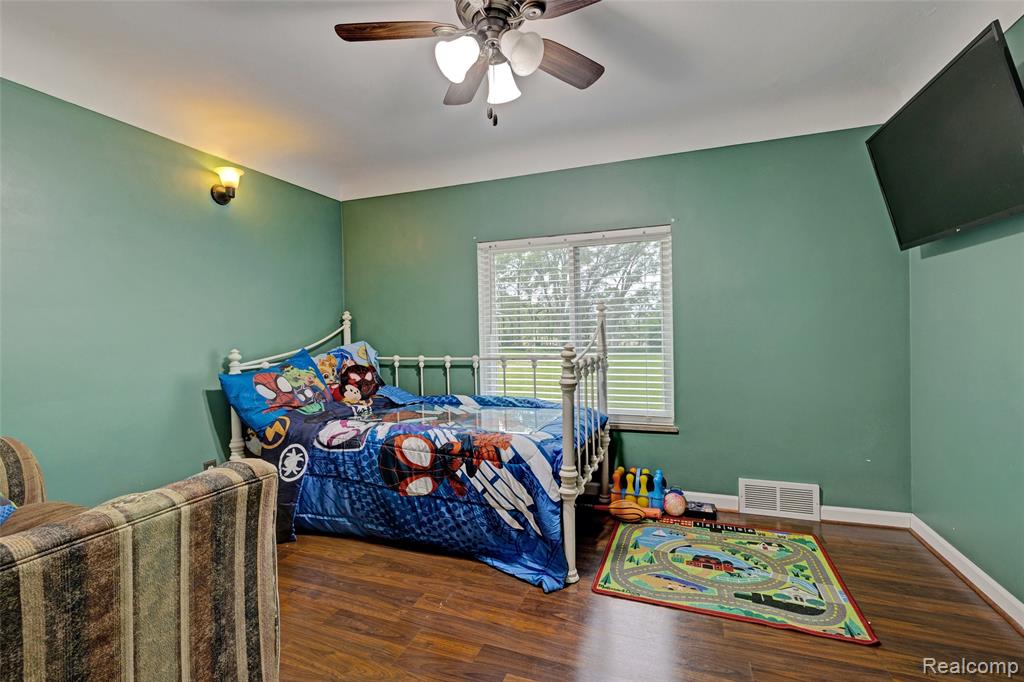 4127 North State Road Davison, MI 48423 - Photo 16 of 46