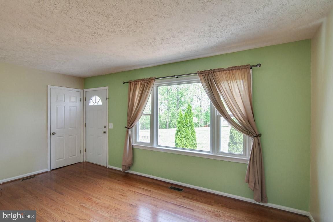 7446 Autumn Road Rapidan, VA 22733 - Photo 6 of 35 Gallery Image 6