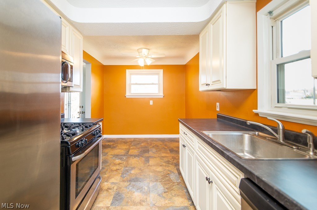6216 State Road Cleveland, OH 44134 - Photo 6 of 15