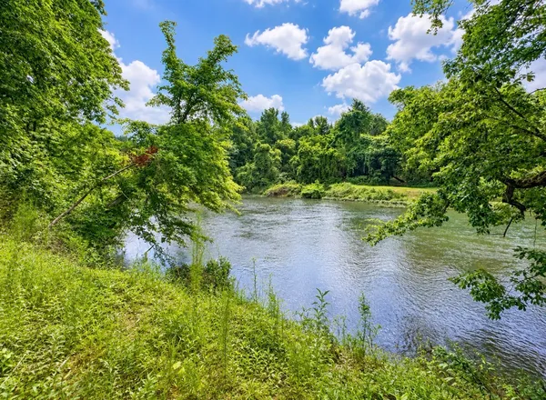 $242,000 | 629 Cradle Song Circle, Linden, TN 37096