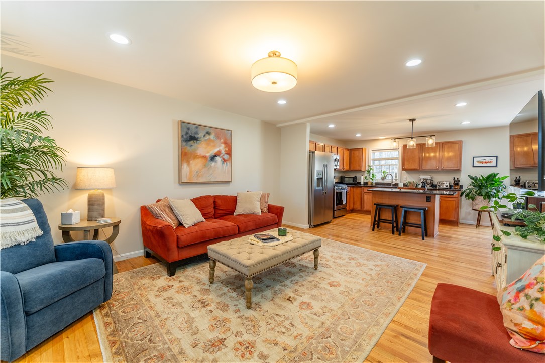 284 Old Forge Road Warwick, RI 02818 - Photo 11 of 36