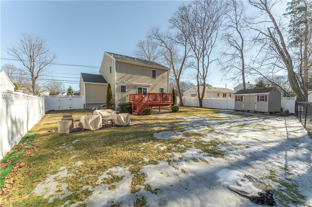 284 Old Forge Road Warwick, RI 02818 - Photo 8 of 36