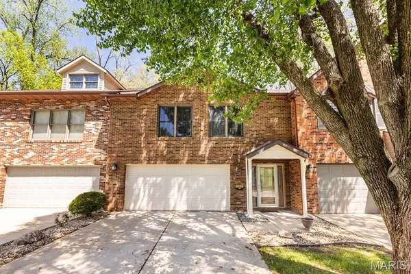 $269,900 | 306 Northoak Drive, Collinsville, IL 62234