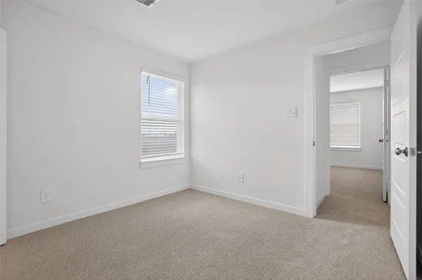 $2,450 | 422 Gram Hill Drive, Montgomery, TX 77316